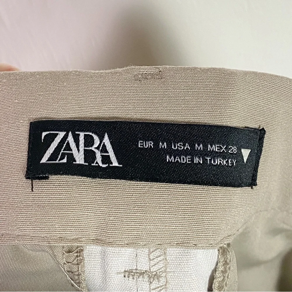 Zara Pleated High Waisted Shorts Khaki - Picture 3 of 4